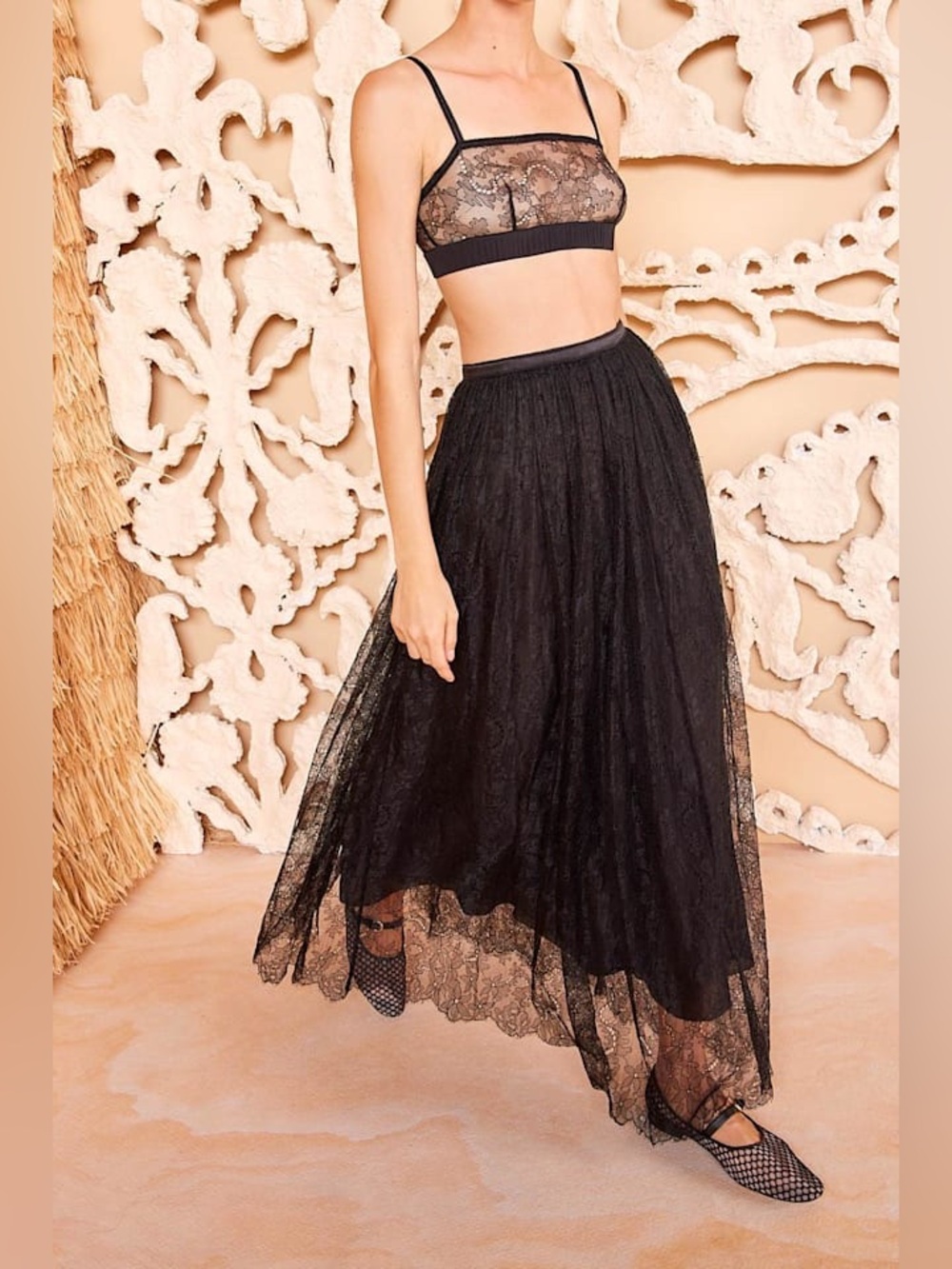Ulla Johnson Amelie Black Sheer Maxi Skirt
Chantilly Lace Size 0 Flowy Designer